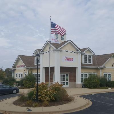 Dunkin Donuts in Long Grove Building with flag 